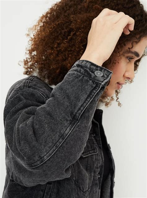 Buy Women Washed Denim Jacket with Sherpa Collar Online at just Rs ...