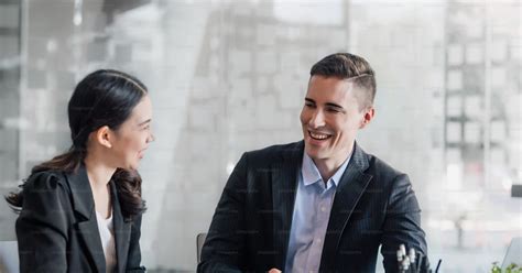 Businessman and Woman 的图像结果