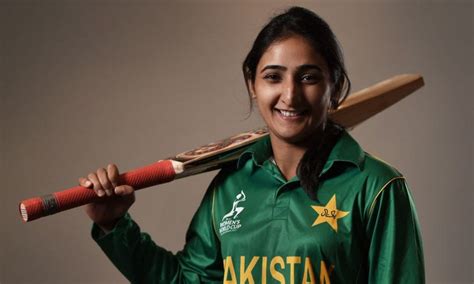 Pakistan women's cricket captain Bismah laments no hike in match fee in ...