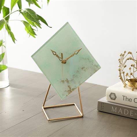 Hannah Glass Embossed Table Clock – Expobazaar