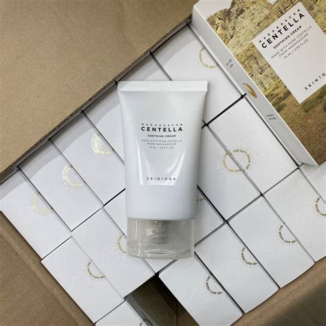 Skin1004 Madagascar Centella Soothing Cream охлаждающий защитный крем ...