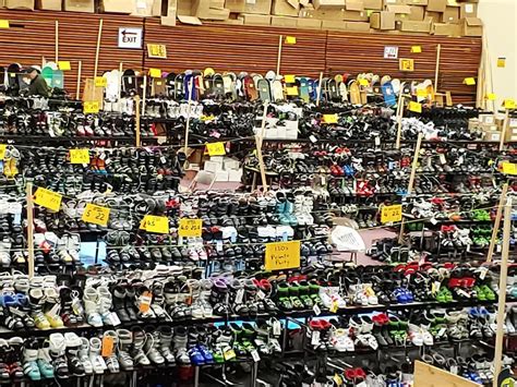 Annual Newport Ski Swap - Saturday, day 1, 4333 Factoria Blvd SE ...