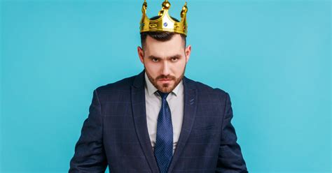 7 Signs You Are An Egoistic Person - Important Things To Know