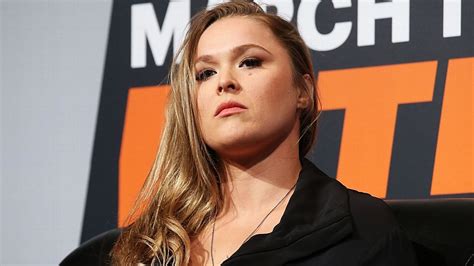 Ronda Rousey, WWE executive Triple H have dinner in Los Angeles ...