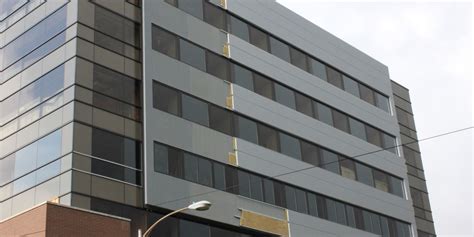 Multi-Panel Installation 的图像结果