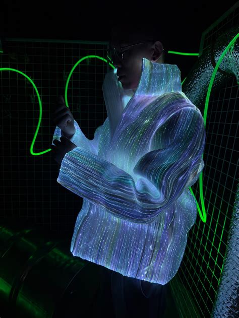 New Technology LED Light up Jacket Warm Fashion Luminous Fiber Optic ...