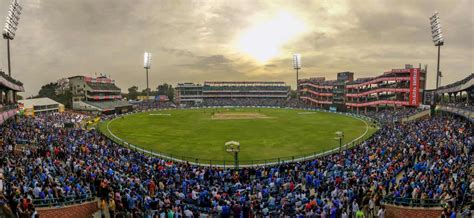 DPLT20: West Delhi Lions beat South Delhi Superstarz by 4 runs (DLS method)