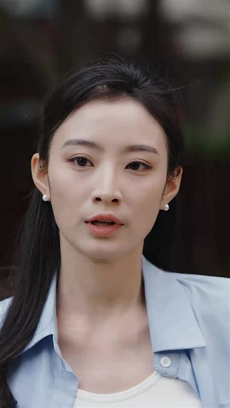 Four Little Secrets Chinese Drama with 79 Episodes - MoboReels