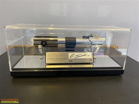 Star Wars Episode 2: Attack of the Clones Star Wars Master Replicas ...