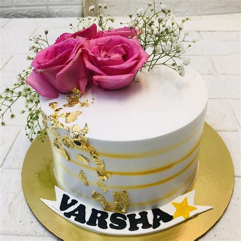 Creamy Rose Cake – Bento Cakes Noida
