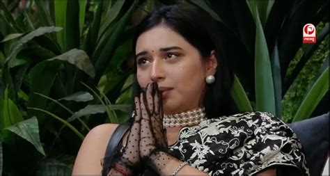 Bigg Boss 19: ‘हमें बहुत दुख होता है’तान्या मित्तल की ट्रोलिंग से परेशा