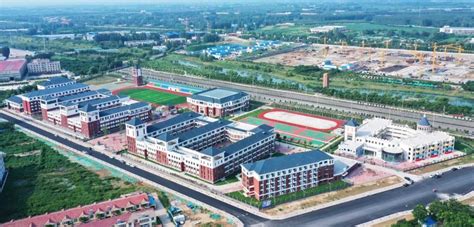 河南省实验学校许昌中学正式揭牌，今秋开始招生（附：招生计划） - 每日头条