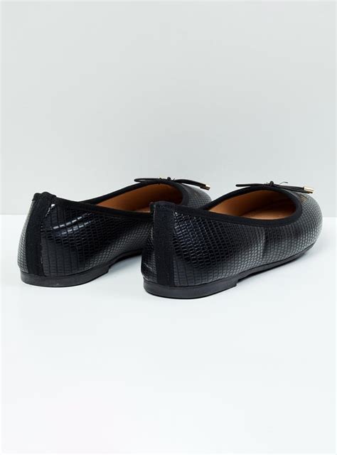 Buy Women Textured Ballerinas Online at just Rs. 699.0 - 1000010915416 ...