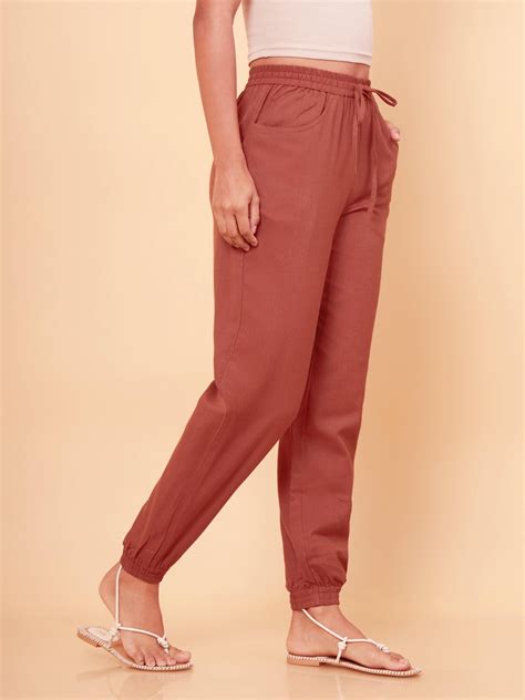 Astrid Jogger | Solid Rust Color Jogger | Untung