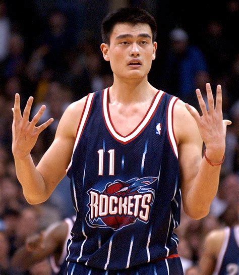 Yao Ming - Yao Ming: A hall of fame photo gallery - ESPN
