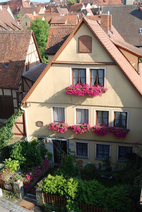 GASTEHAUS VIKTORIA (Rothenburg ob der Tauber) - Guesthouse Reviews ...