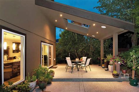 Decked Out - SPRUCE MAGAZINE