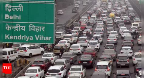 Traffic congestion in key areas of Delhi today: Routes to avoid and why ...