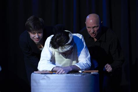 MARAT/SADE von Peter Weiss – Theater Gegendruck