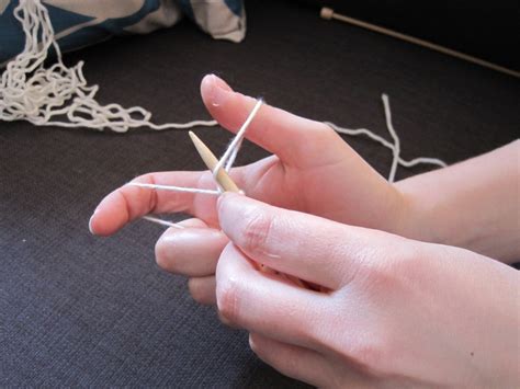 Long Tail Cast On Tutorial 的图像结果