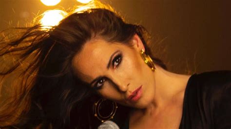 AMIGO (FEAT. MELENDI) (Lyrics in English) - Malú