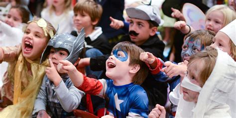 Download Halloween Party Pictures | Wallpapers.com