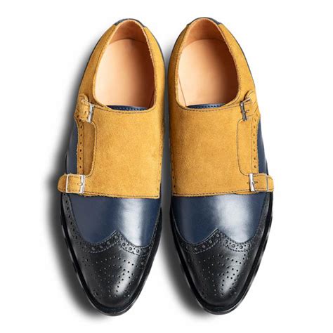 Leather Footwear for Men- Buy Shoes, Sneakers, Juttis, Chappals ...