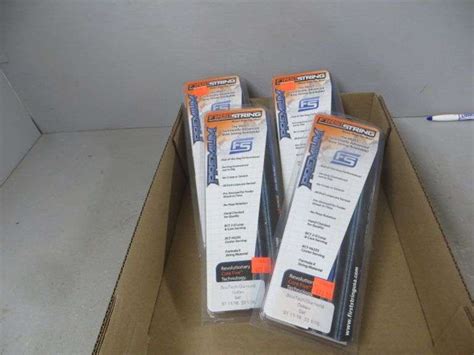 First String On a Compound Bow 的图像结果