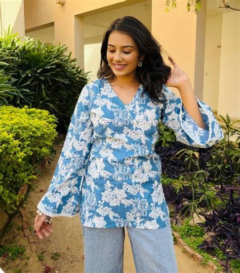 Short Kurtis For Women - Buy Short Kurtis For Women online at Best ...