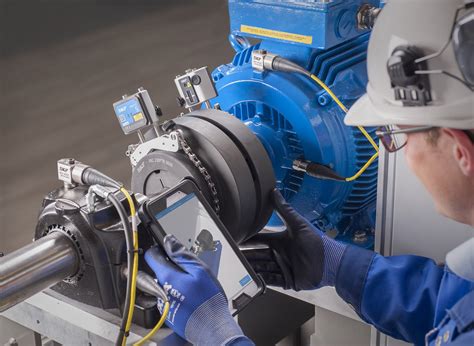 Rezultat imagine pentru Shaft Alignment Tool Set