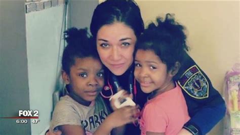 Detroit police officer forms special bond with murder victim's children ...