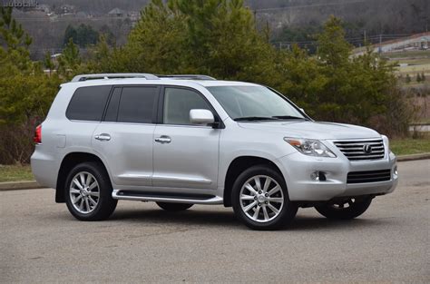 2012 Lexus LX570 Review • AutoTalk