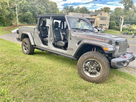 Gladiator Soft Tops | Jeep Gladiator (JT) News, Forum, Community - JeepGladiatorForum.com