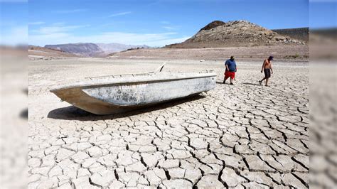 Climate Change: नेवादा की झील का पूरा पानी सूखा, निकले इंसानी कंकाल ...