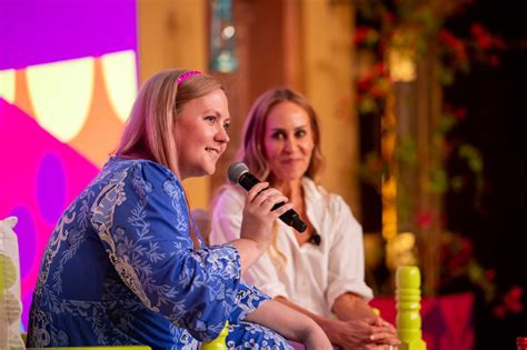 Rebecca Yarros Wiki, Bio, Networth, BF, Husband, Family & More - DWB