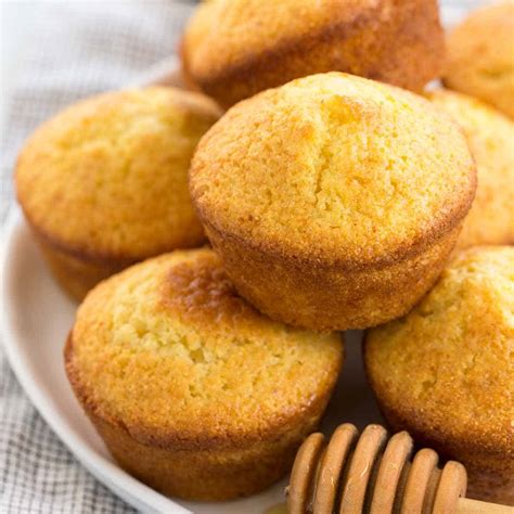 Easy Honey Cornbread Muffins to Make at Home – Easy Recipes To Make at Home