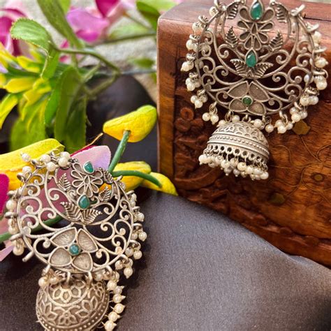 Aadvi Boutique