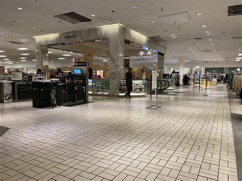 Eagle Rock Plaza, Los Angeles CA : r/deadmalls