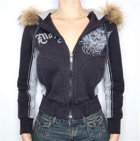 2000s faux fur lined zip up jacket | 2000s fashion outfits, Fashion ...