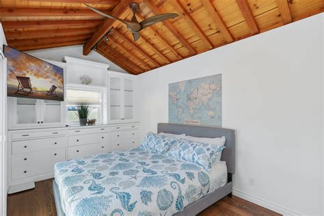 Home - LAGUNA BEACH VILLAGE SURF VACATION RENTAL