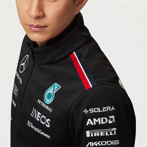 2023 Team Softshell Jacket - Mercedes-AMG F1 | Fuel For Fans