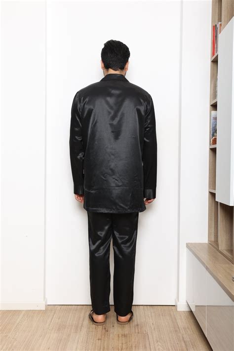 BLACK AK LOGO SUIT – Arjuun Kilachand