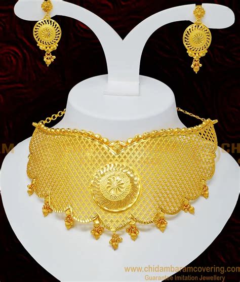Buy Gold Choker Necklace Design Light Weight Gold Forming Big Choker ...