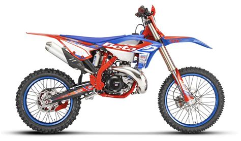 Beta guarda al mondo del cross con la RX 300 2T - Infomotori