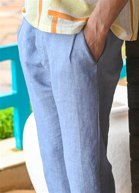 Pleated Comfort Trouser in Ligth Blue – Trove Label