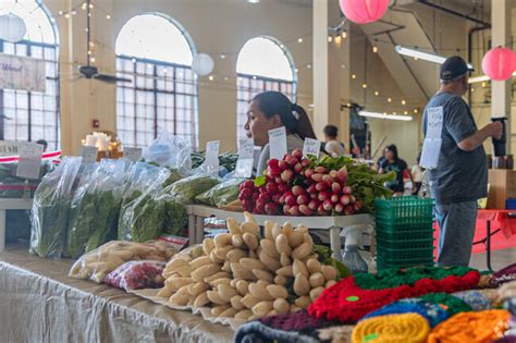 About Westlawn Gardens | Schools, Demographics, Things to Do - Homes.com