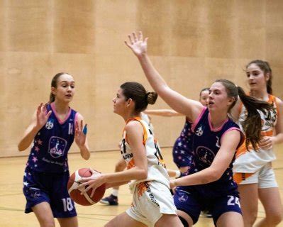 U18: DVTK Miskolc (HUN) vs. YOUNG ANGELS Košice (SVK), osztie ...