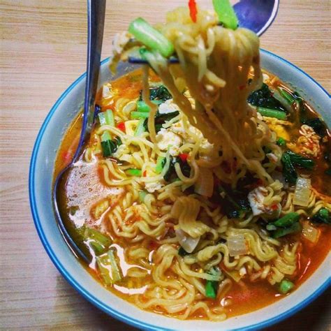 resep mie kuah pake indomie goreng