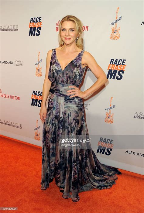Rhea Seehorn's feet