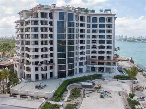 I toured a $16 million condo in the country's richest ZIP code, a ...